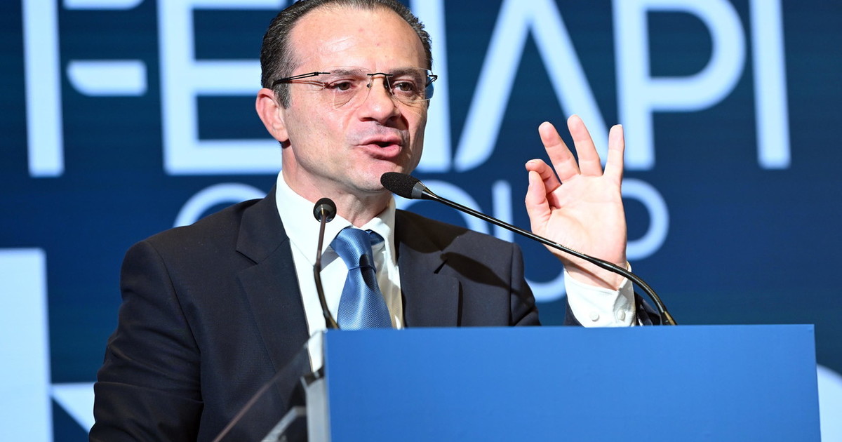 de luca svela il retroscena su giorgia meloni ci scriviamo su whatsapp lei mi chiama roberto da Liberoquotidiano.it de luca svela il retroscena su giorgia meloni ci scriviamo su whatsapp lei mi chiama roberto
