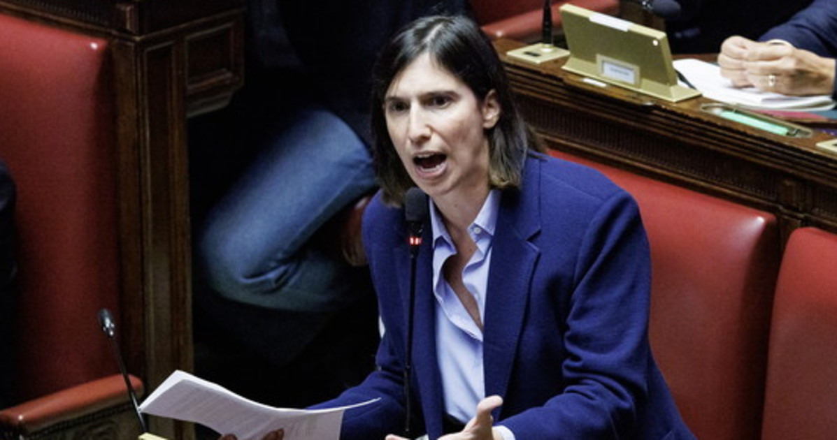 schlein attacca meloni cosa sta a fare l236 come prova a coprire lo sprofondo pd da Liberoquotidiano.it schlein attacca meloni cosa sta a fare l236 come prova a coprire lo sprofondo pd