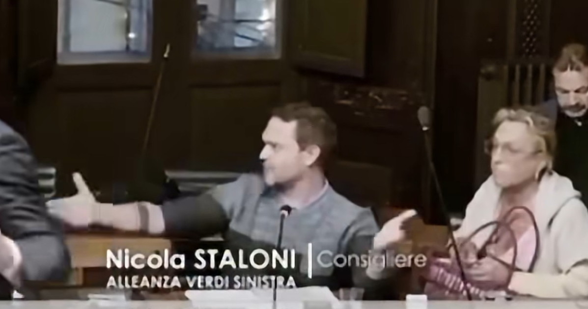 ravenna il consigliere di avs bestemmia in aula esplode il caos da Liberoquotidiano.it ravenna il consigliere di avs bestemmia in aula esplode il caos