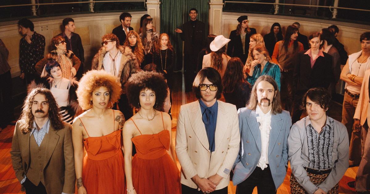 la musica ha un nuovo dress code intervista a superpop da Liberoquotidiano.it la musica ha un nuovo dress code intervista a superpop