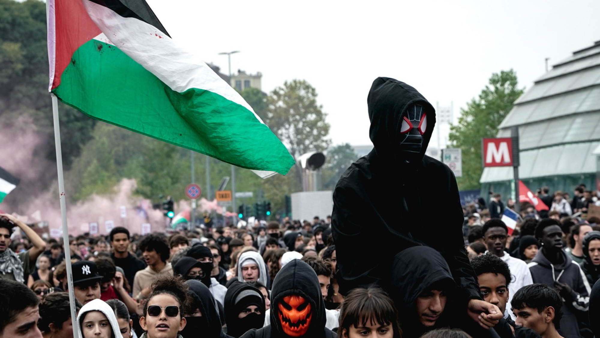 le manifestazioni di piazza sono un boomerang per la sinistra da Liberoquotidiano.it le manifestazioni di piazza sono un boomerang per la sinistra