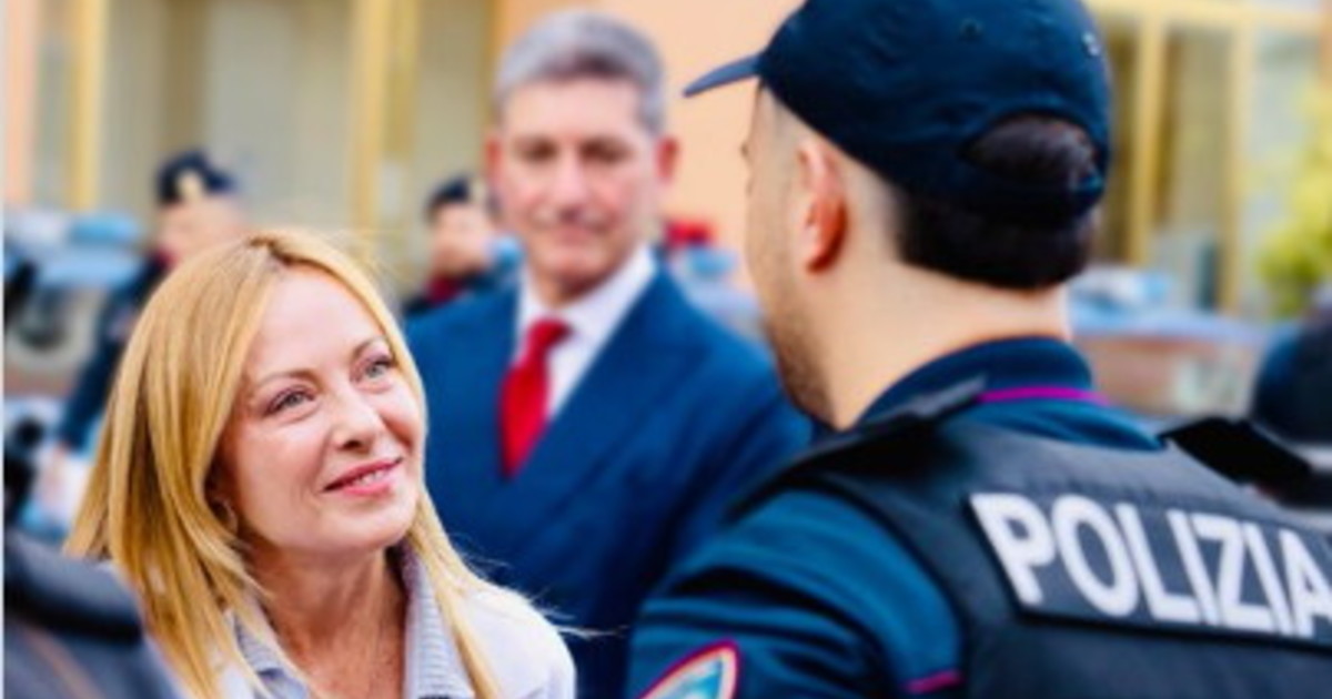 giorgia meloni la polizia e le bande di teppisti come inchioda le opposizioni da Liberoquotidiano.it giorgia meloni la polizia e le bande di teppisti come inchioda le opposizioni