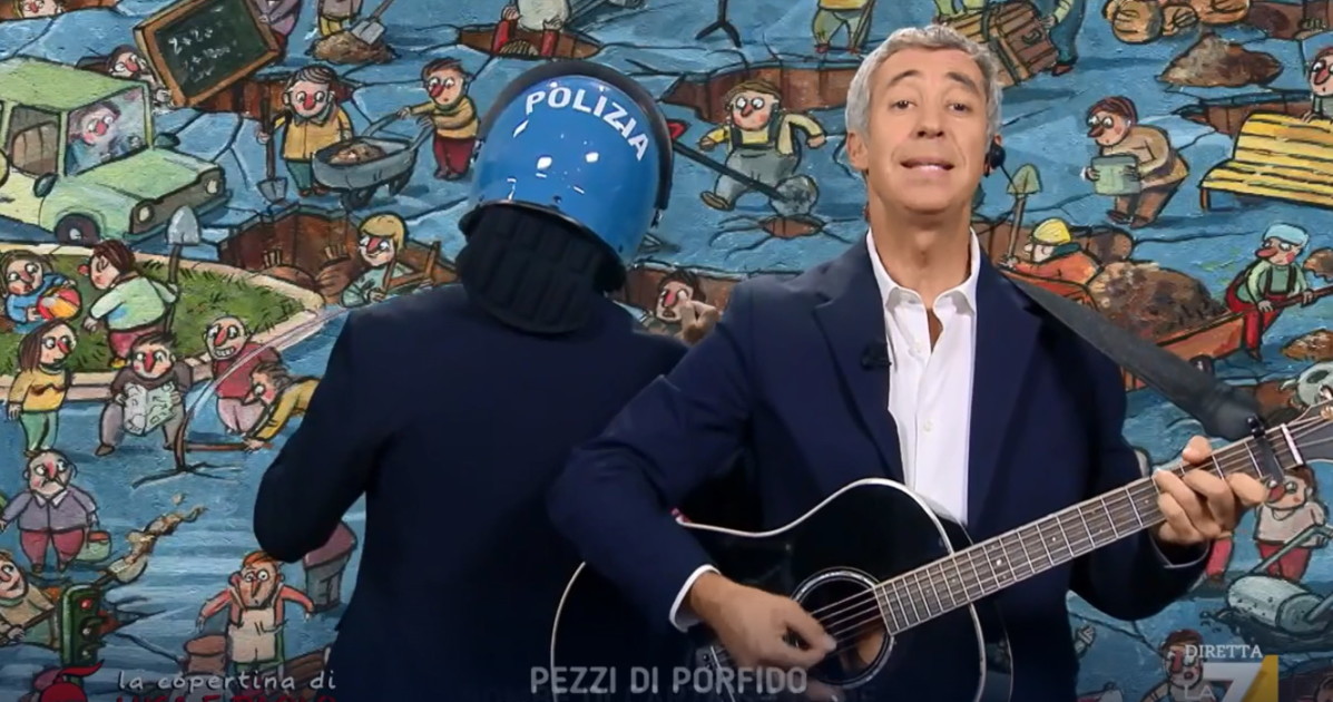 dimarted236 luca e paolo cantano dopo gli scontri bombe di carta su di me esplode la bufera da Liberoquotidiano.it dimarted236 luca e paolo cantano dopo gli scontri bombe di carta su di me esplode la bufera