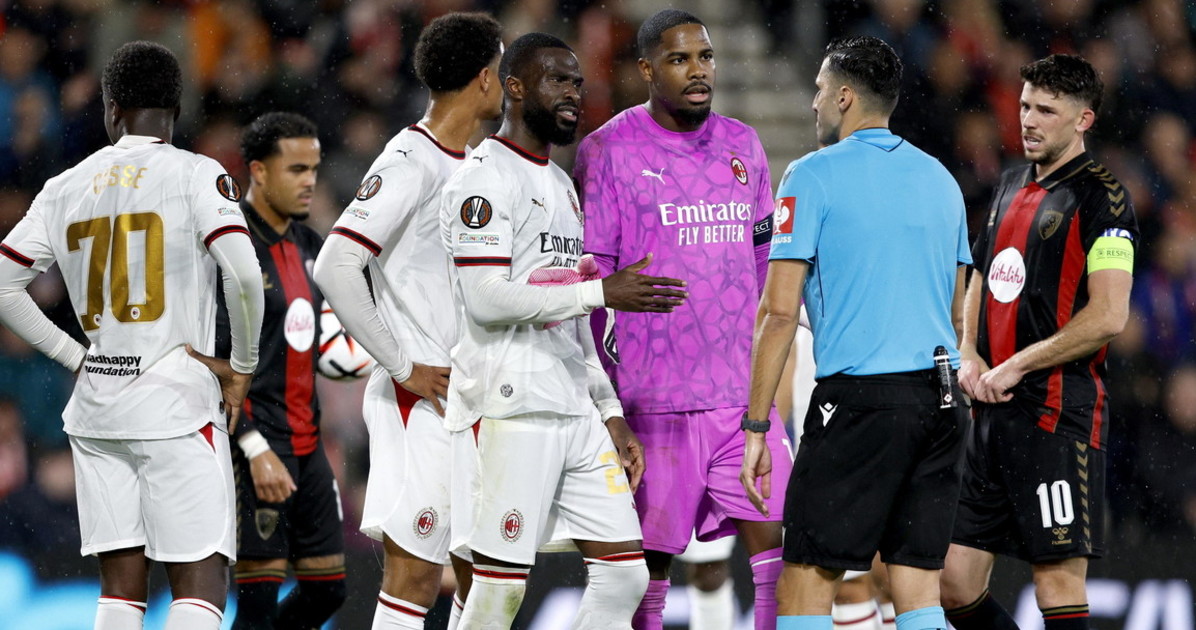 europa league il milan crolla in inghilterra il bournemouth ne fa 3 da Liberoquotidiano.it europa league il milan crolla in inghilterra il bournemouth ne fa 3