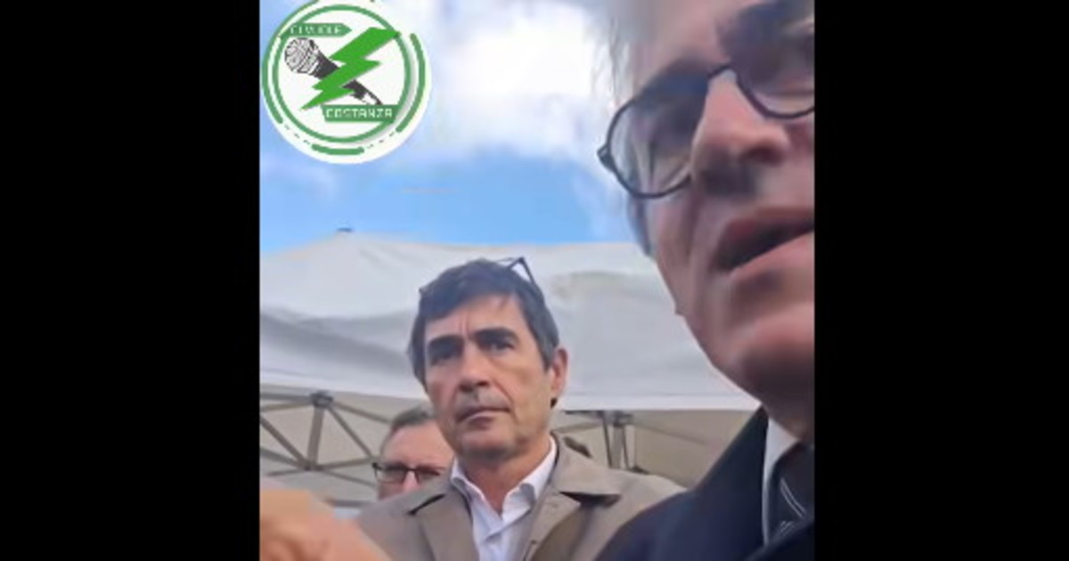 bonelli e fratoianni il comizietto tra i camionisti finisce male come li umiliano davanti alla telecamera da Liberoquotidiano.it bonelli e fratoianni il comizietto tra i camionisti finisce male come li umiliano davanti alla telecamera