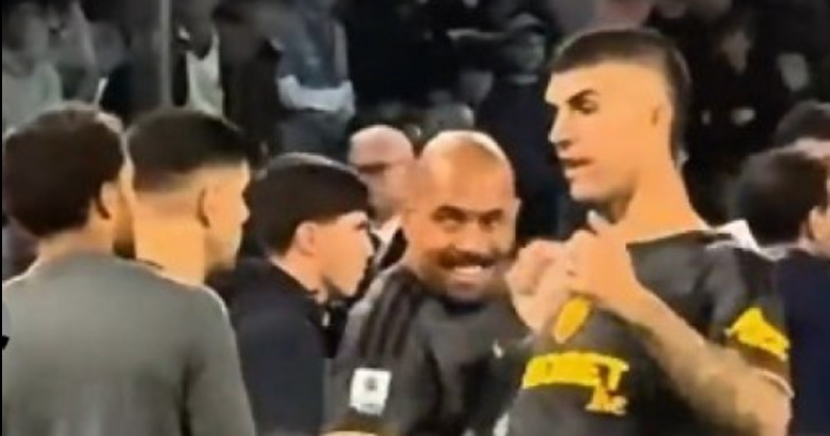 allegri deriso da mancini scena clamorosa dopo l espulsione da Liberoquotidiano.it allegri deriso da mancini scena clamorosa dopo l espulsione