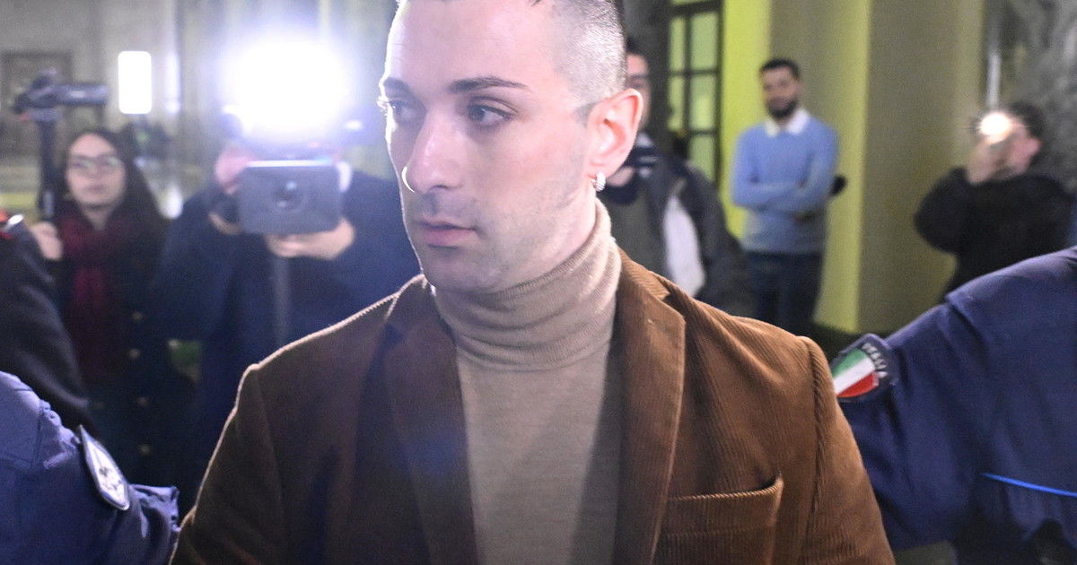 maschera senza volto da Liberoquotidiano.it maschera senza volto